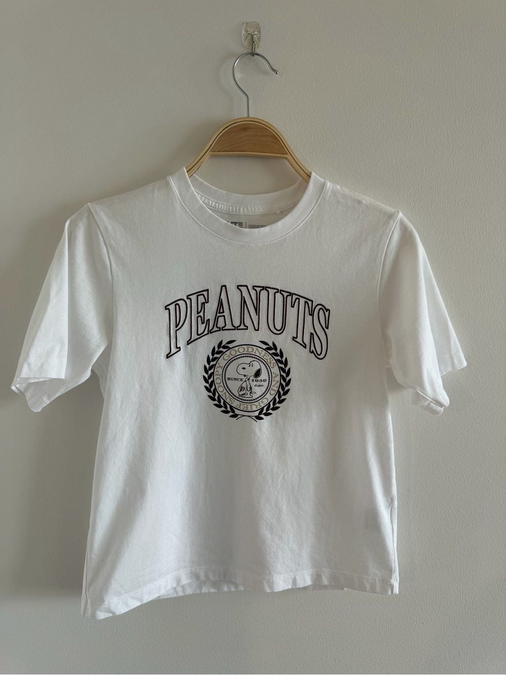 Uniqlo Peanuts White Graphic T-Shirt